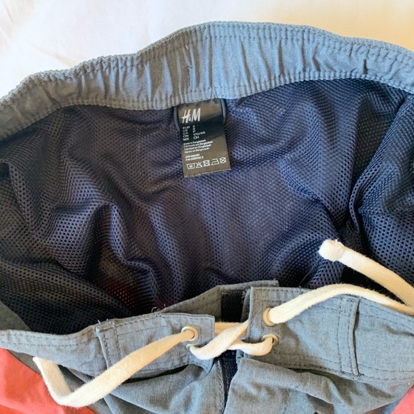 H&M swim shorts - Picture 3 of 3